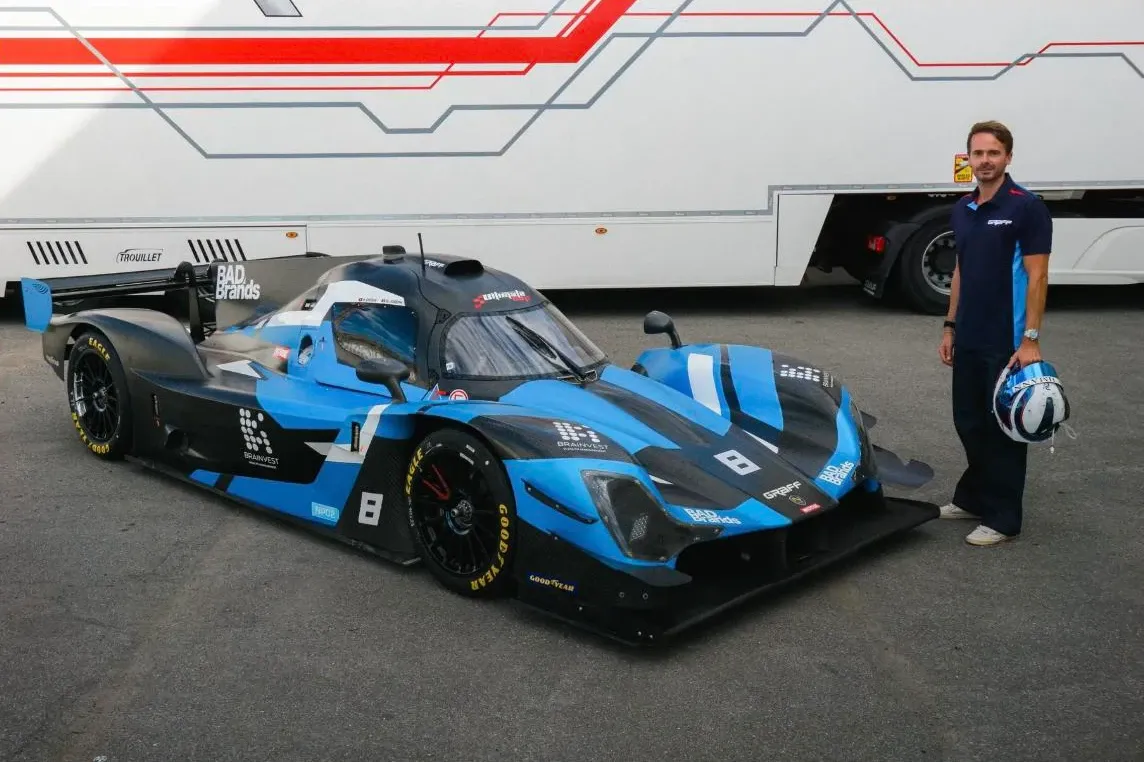 Alexandre Cougnaud et la Nova NP02 n°8 GRAFF Racing