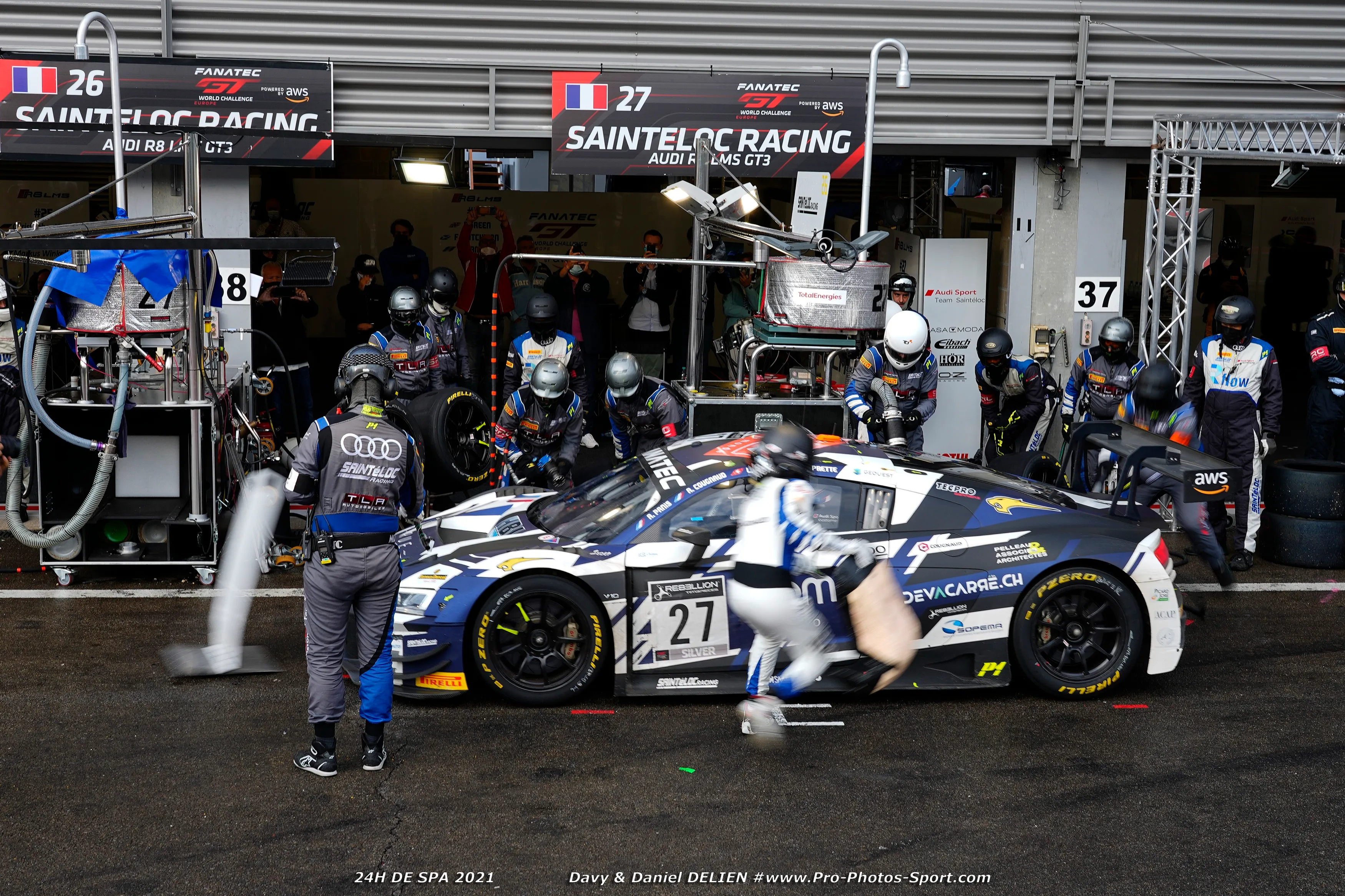 Au stand pendant les 24H de Spa 2021